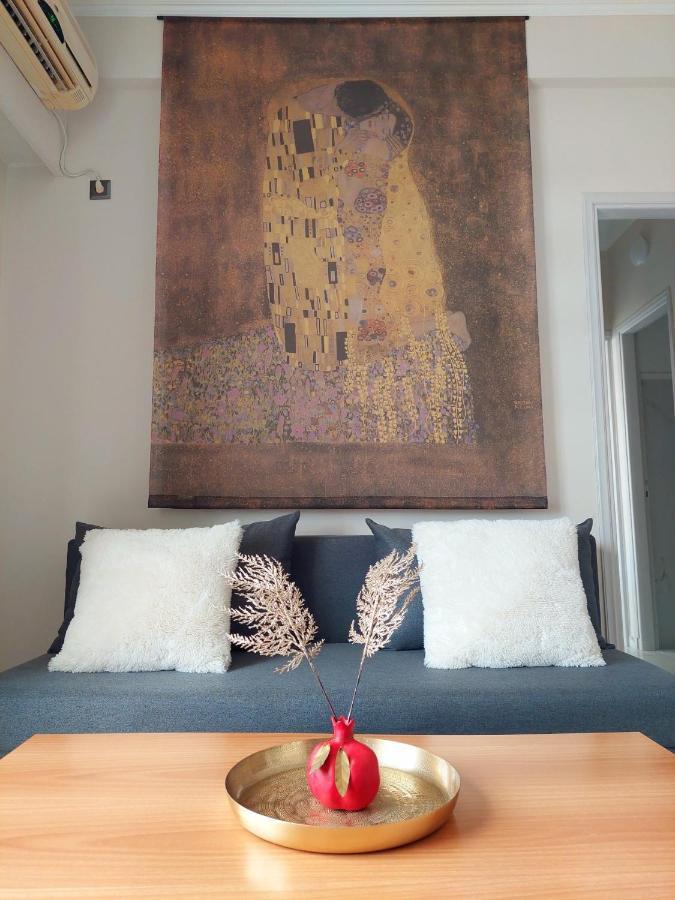 The Terrace Kiss Apartment